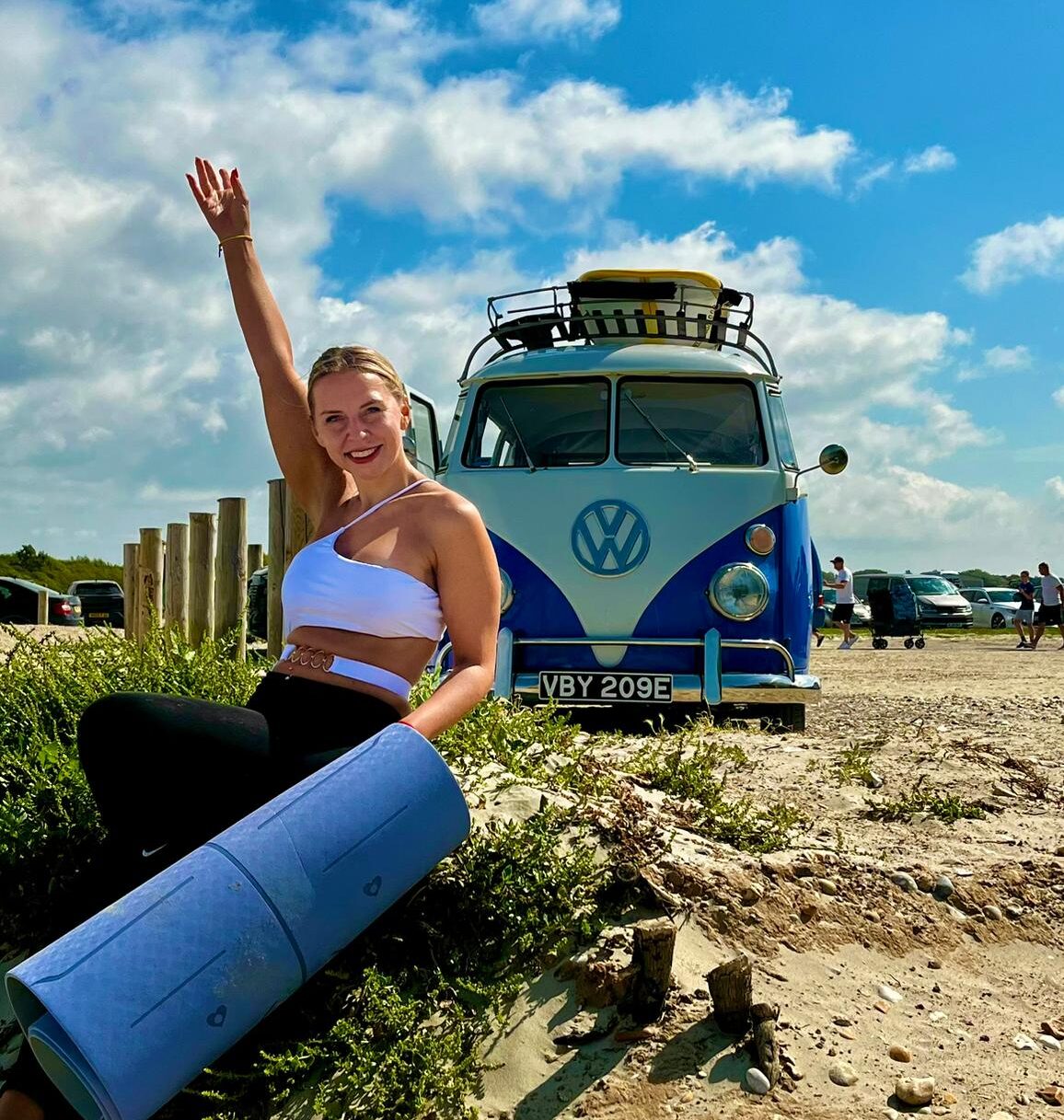 UlaTrains Yoga London — mindful vinyasa with Urszula in a bright Shoreditch studio.”